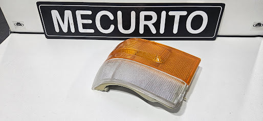 Farolim de pisca frente direito Toyota  Hiace Combi