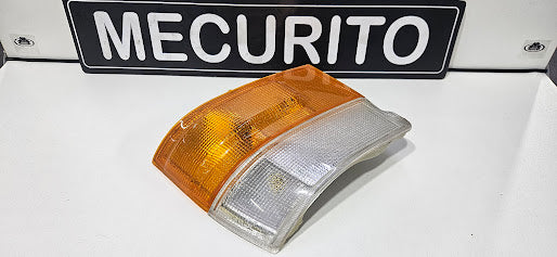 Farolim de pisca frente direito Toyota  Hiace Combi