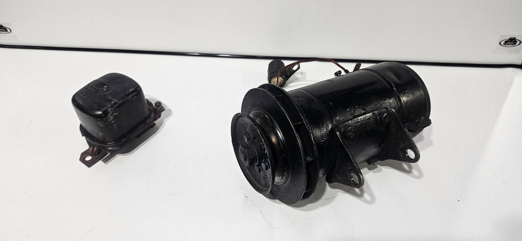 Dínamo Bosch 12V Alfa Romeo usado com regulador 0101206066 059