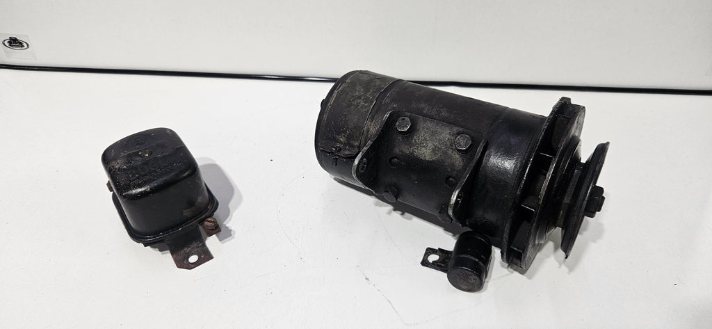 Dínamo Bosch 12V Alfa Romeo usado com regulador 0101206066 059