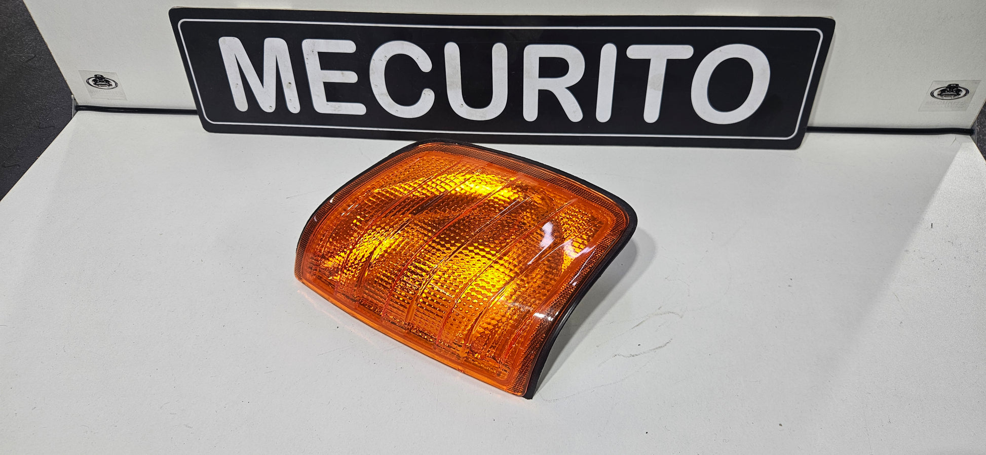 Pisca para Mercedes W124 laranja  (Esquerdo / direito)