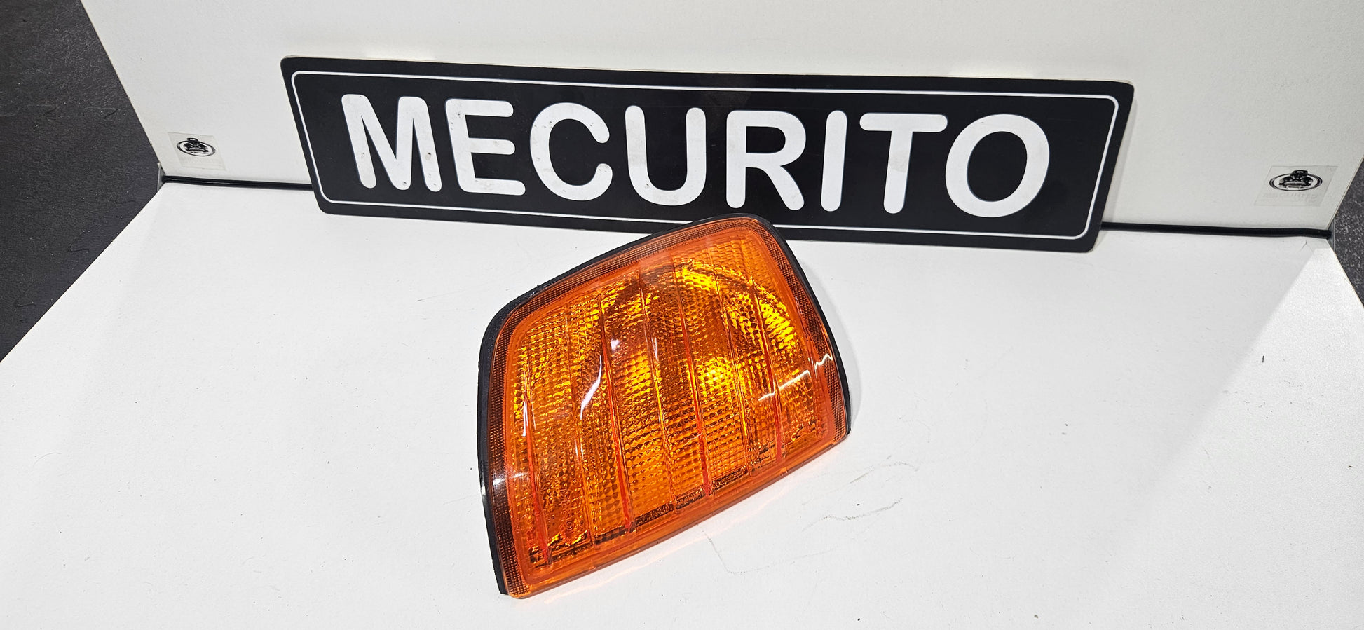 Pisca para Mercedes W124 laranja  (Esquerdo / direito)