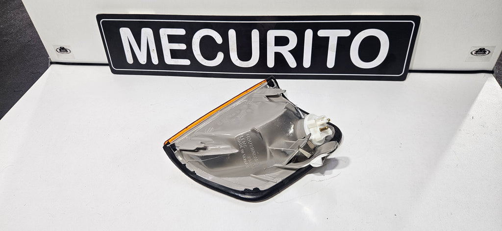 Pisca para Mercedes W124 laranja  (Esquerdo / direito)